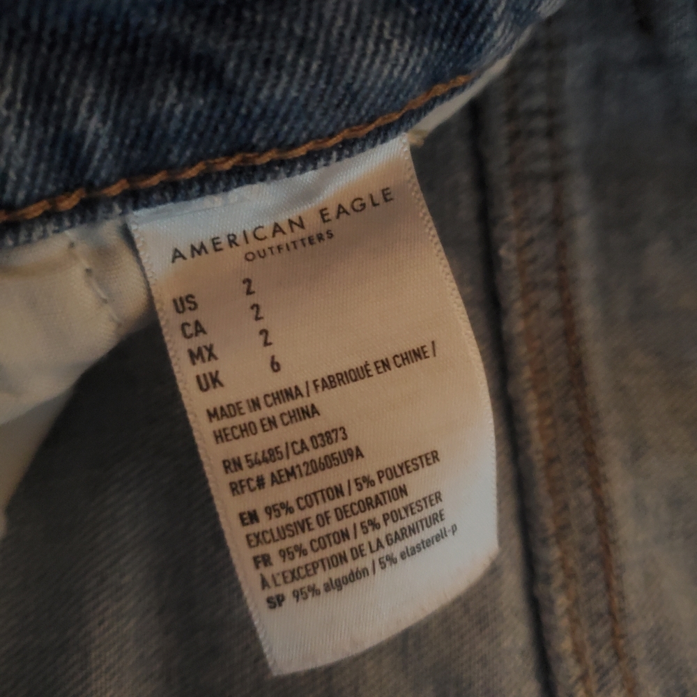 American Eagle Denim Shorts - Picture 5 of 5